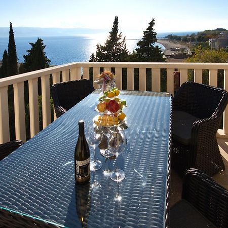 Apartments Villa White House Omiš Exteriör bild