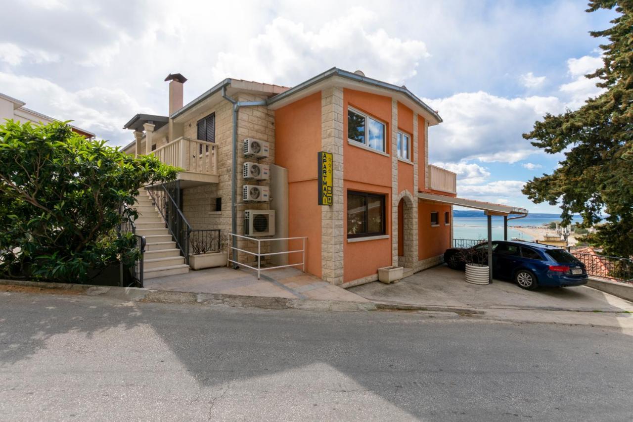 Apartments Villa White House Omiš Exteriör bild