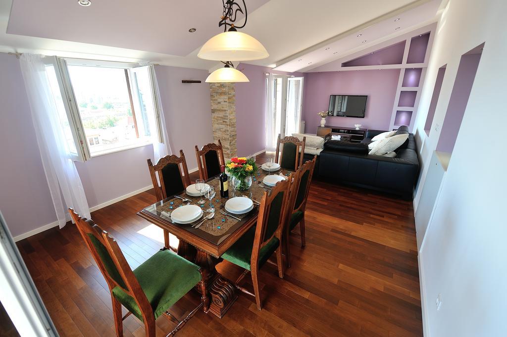 Apartments Villa White House Omiš Rum bild