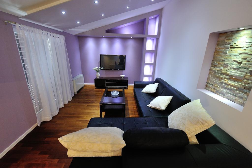 Apartments Villa White House Omiš Rum bild